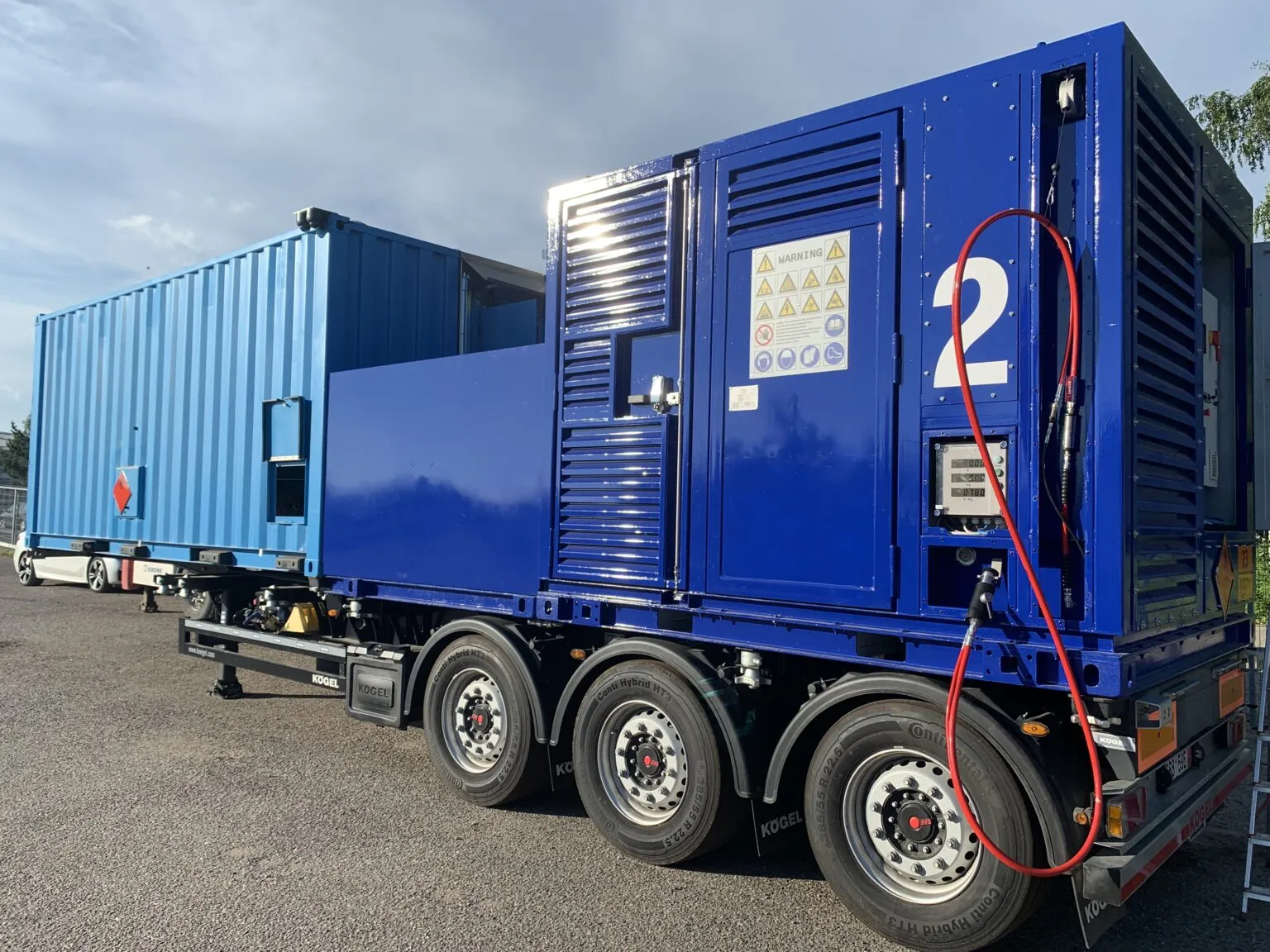 CNG vs LNG storage equipment