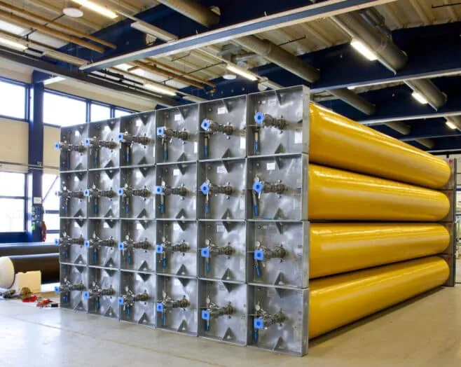 Type-4 hydrogen storage cylinders in production