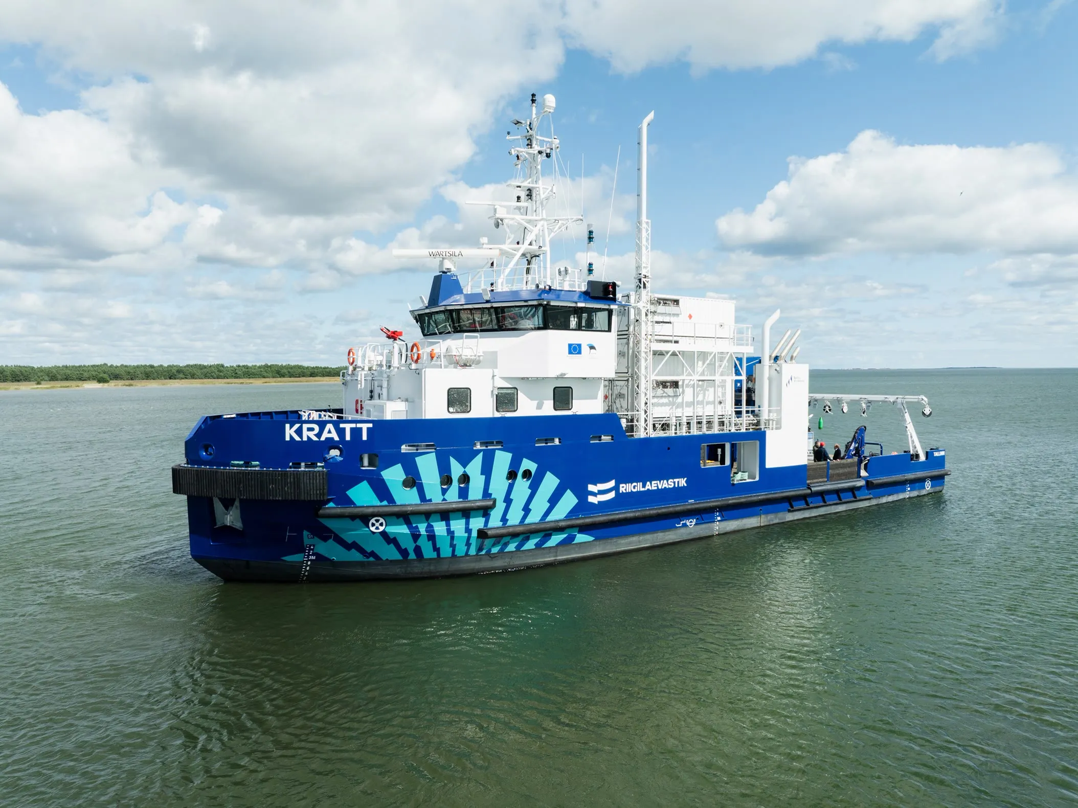 KRATT, the Estonian State Fleet multipurpose work vessel, under way